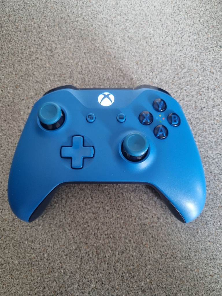 Microsoft xbox one X / S wireless Vortex Blue controller 