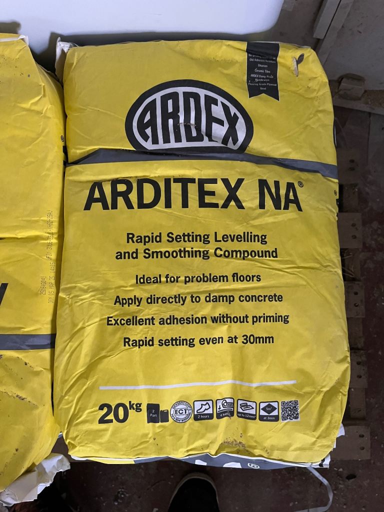Arditex NA rapid set self-levelling and smoothing screed