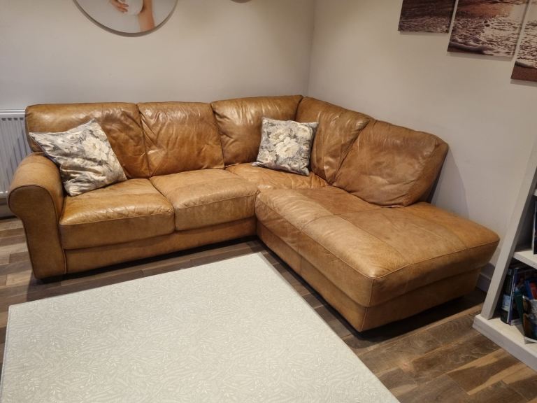 Barker & Stonehouse Houston Ranch Tan Brown Leather Sofa