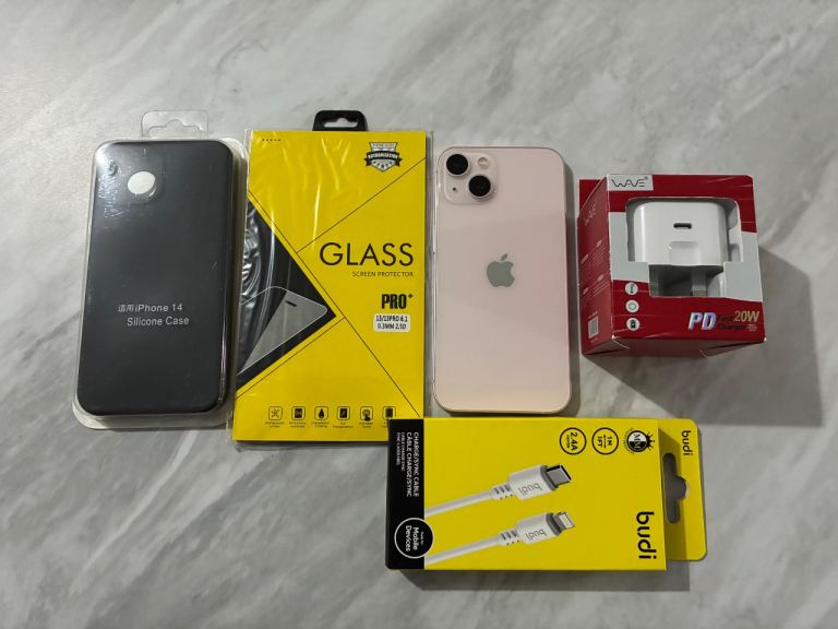 iPhone 13 128gb Like New