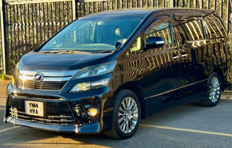 2025 Toyota Vellfire 2.4+GOLDEN EYES+GRADE 4B+FRESH IMPORT+ MPV PETROL Automatic