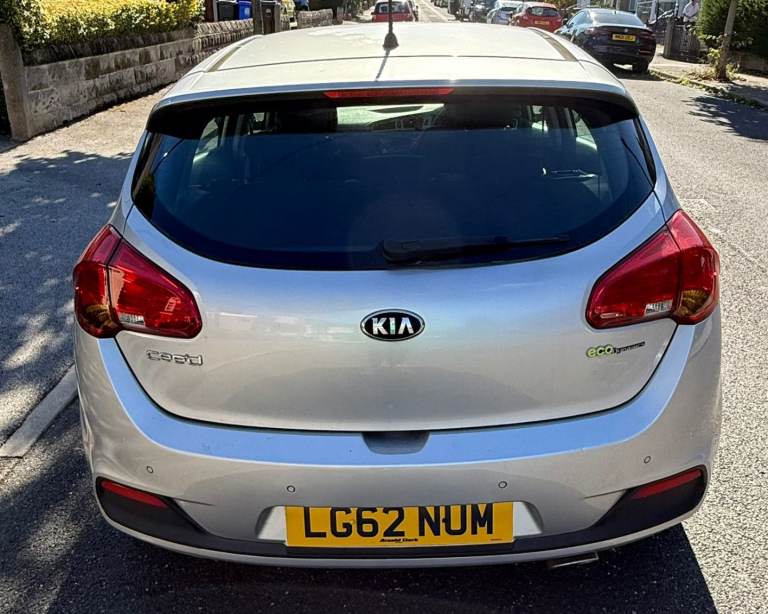 Kia, CEED, Hatchback, 2012, Manual, 1582 (cc), 5 doors