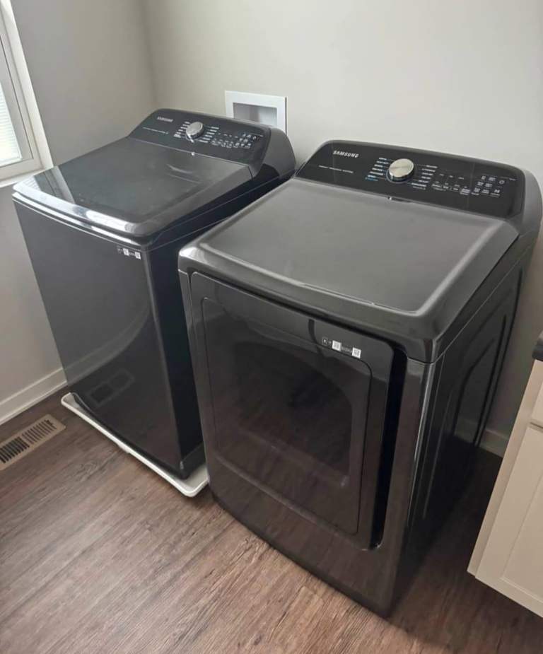 Samsung Top Load Washing Machine - Excellent Condition, Dark Grey for Sale