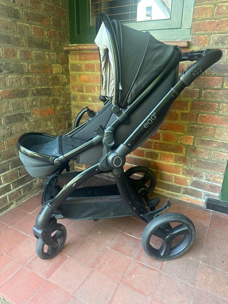 Egg 2 travel system, pram, buggy, car seat 