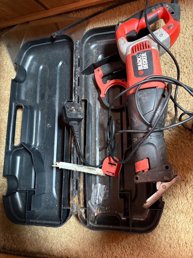 Black and decker rip saw 