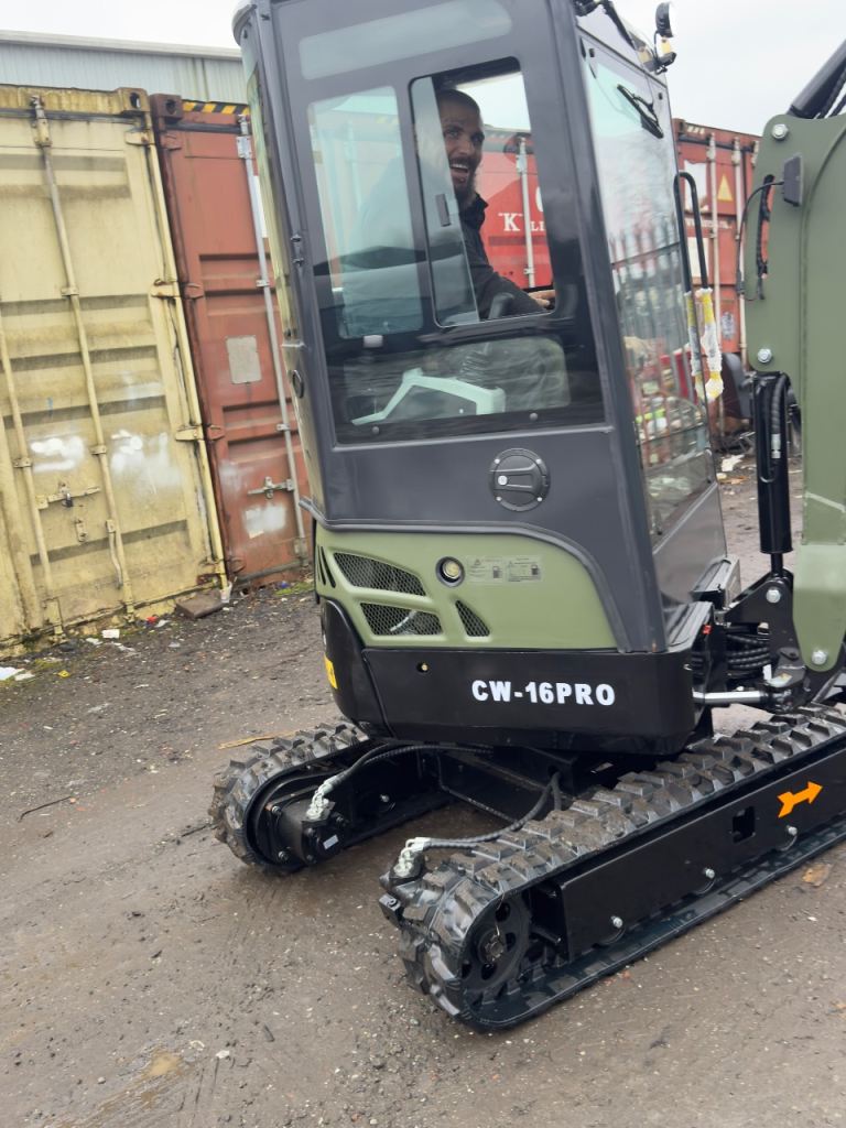 Brand New Mini excavator 