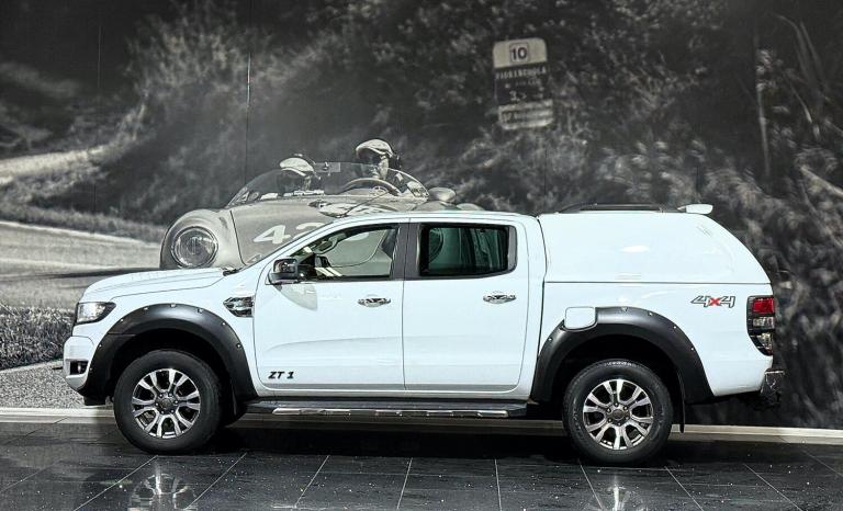 2016 Ford Ranger 2.2 TDCi Limited 1 Auto 4WD Euro 5 4dr PICK UP Diesel Automatic