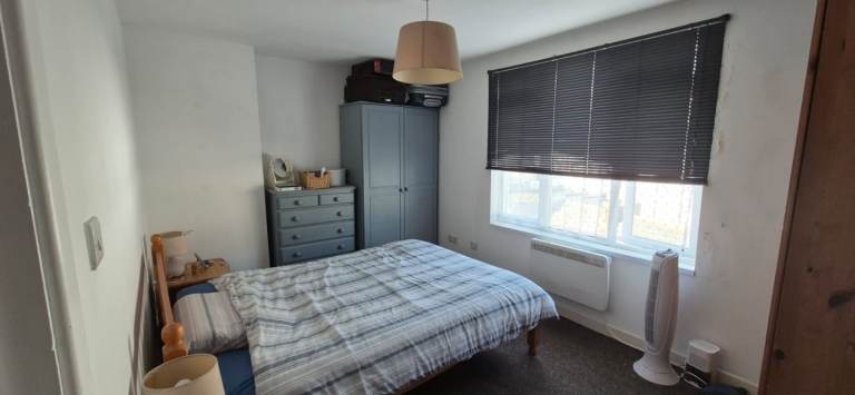 3 bed flat in Torquay town centre