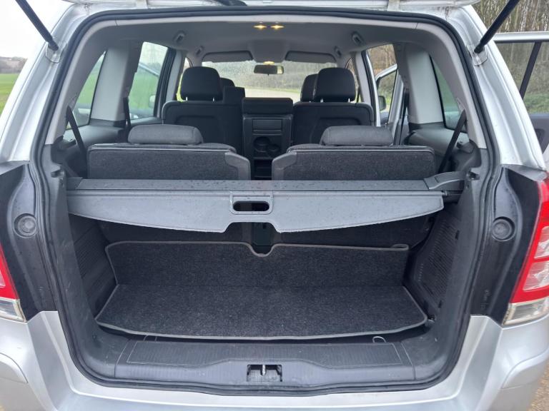 2013 Vauxhall Zafira 1.6 16V Exclusiv MPV 5dr Petrol Manual Euro 5 (115 ps) MPV Petrol Manual
