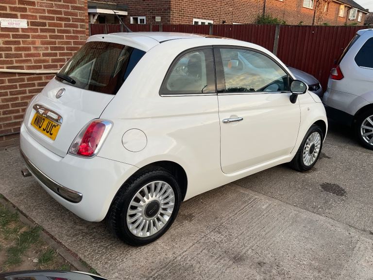 Fiat 500 lounge 1.2 petrol,manual,2010,Mot October,66k,Hpi clear,
