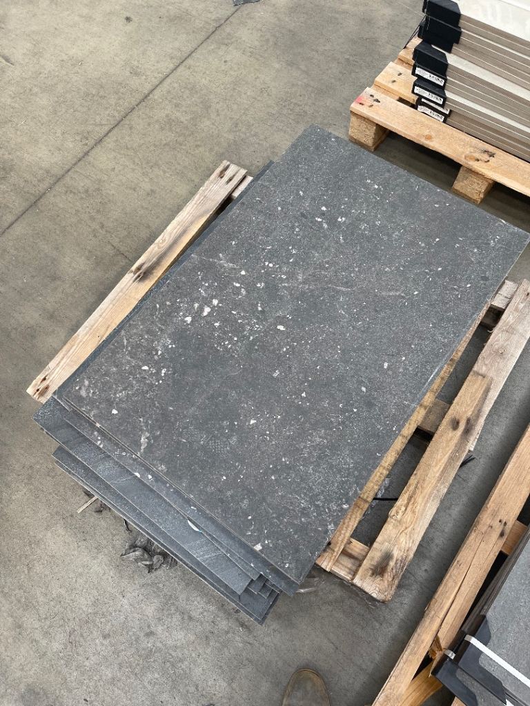 20 outdoor black porcelain 600x900
