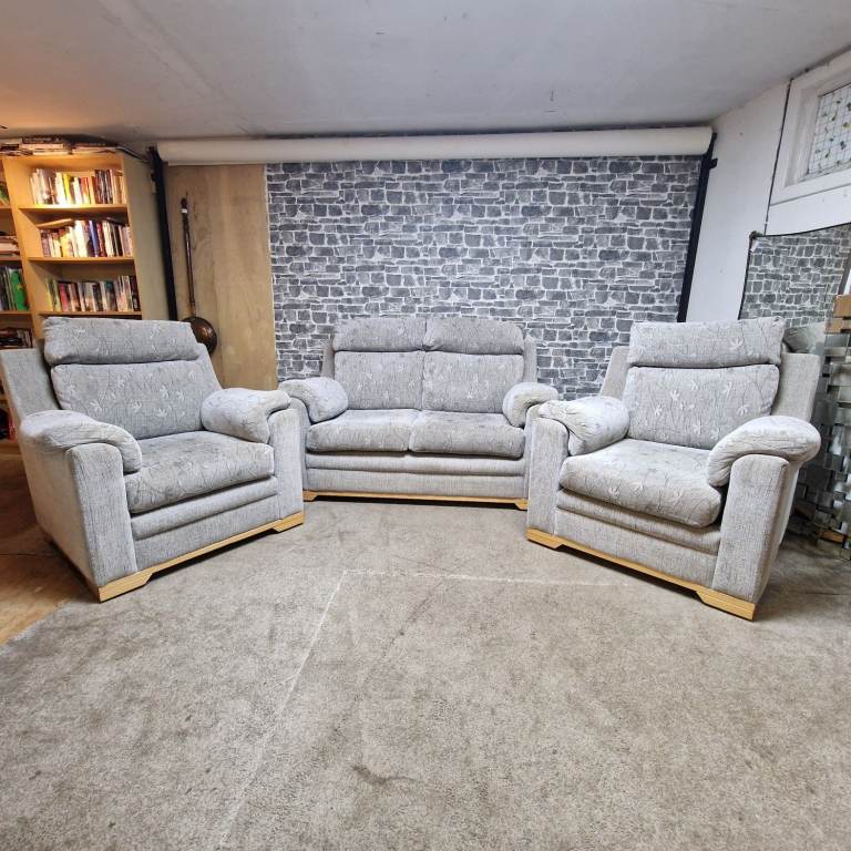 3 Piece Sofa Suite in Light Grey Fabric – 2-Seater & 2 Armchairs