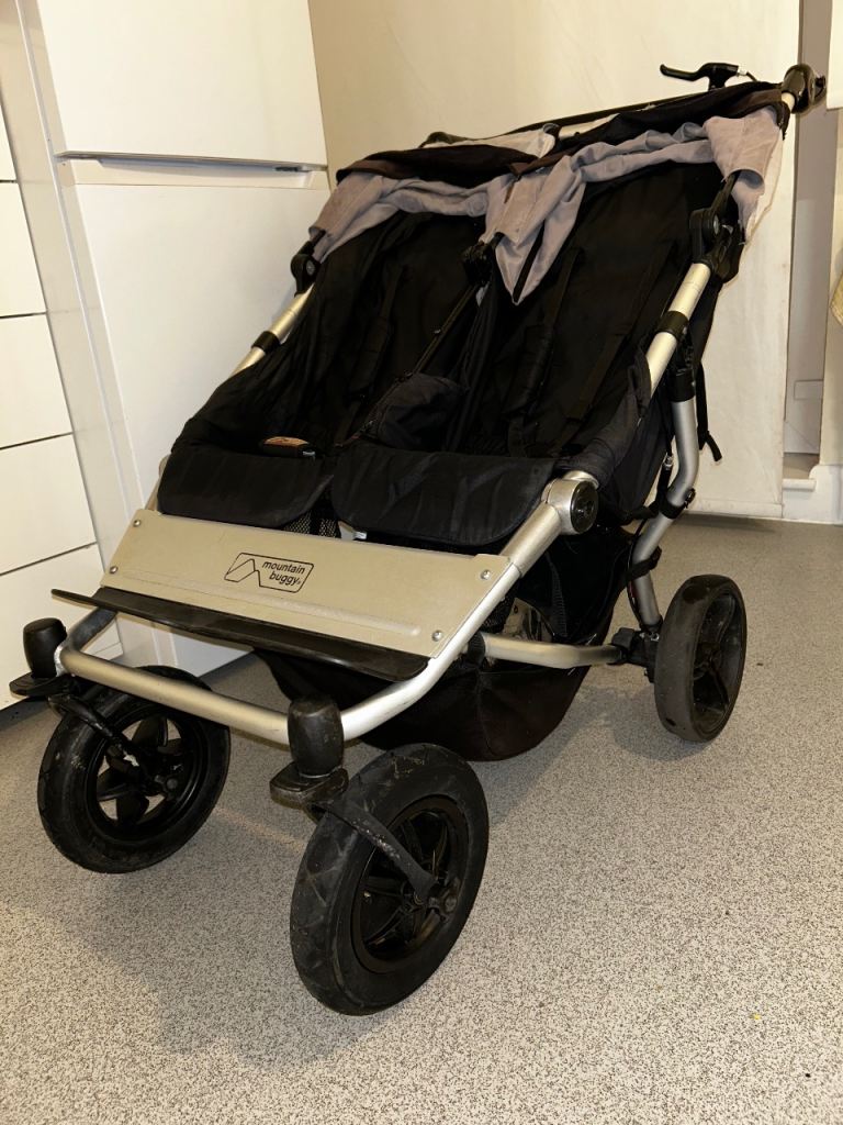 ***SOLD*** Mountain Buggy Duet