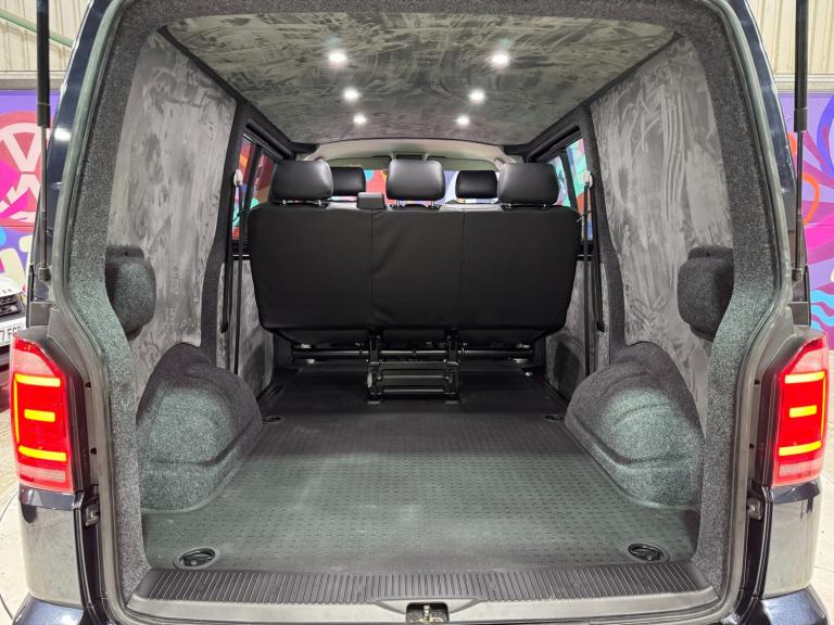 2018 Volkswagen Transporter 2.0 BiTDI BMT 204 Highline Kombi Van 4MOTION DSG Crew Van Diesel Auto...