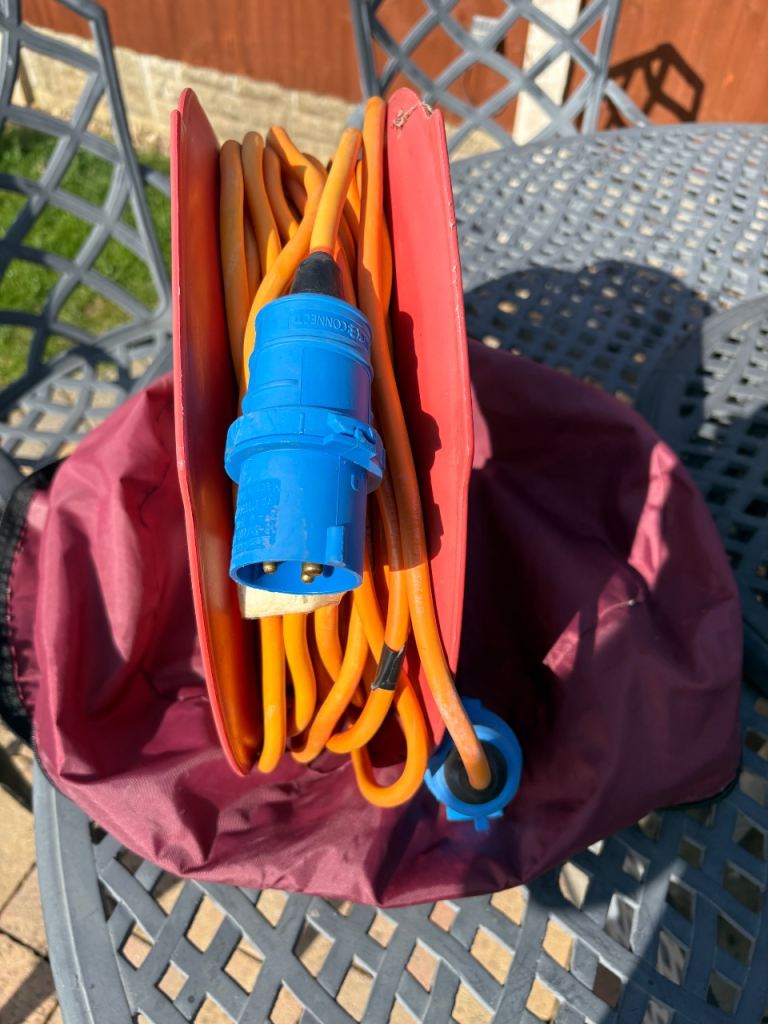 Caravan Mains extension lead
