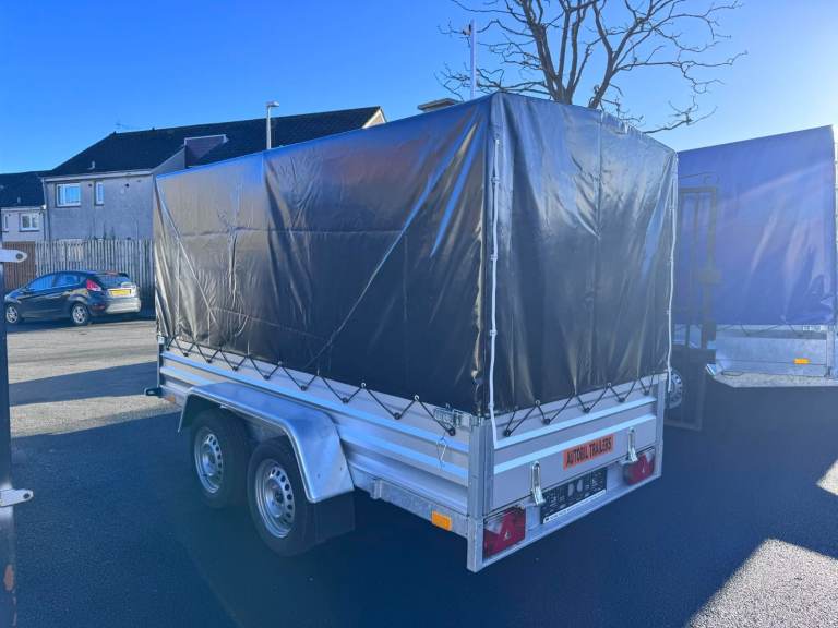 BRAND NEW 8,7ft x 4,2ft TWIN AXLE NIEWIADOW TRAILER WITH FRAME AND COVER 750KG