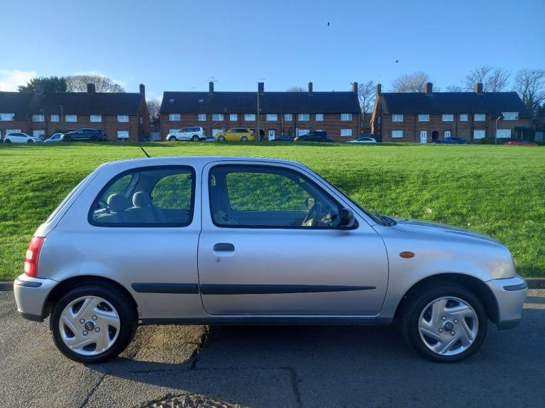 Nissan Micra 1.0 16v SE AUTO, low mileage, long mot