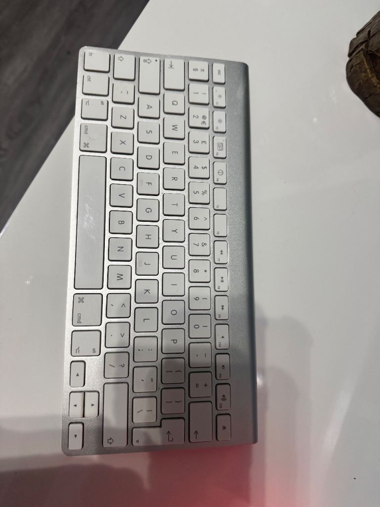 image for Apple wireless keyboard 