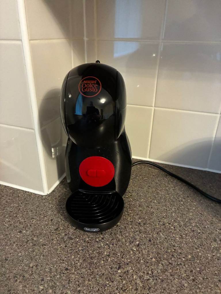 Nescafe Dolce Gusto Piccolo Coffee Machine - Black, Good Condition