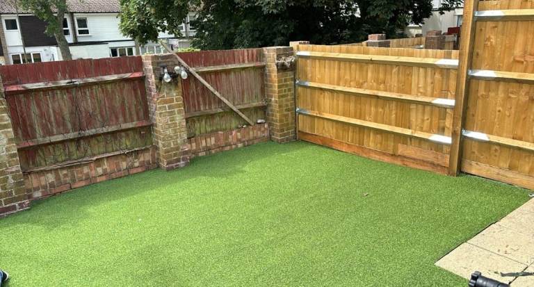 Realistic Artificial Grass Lawn – Premium Synthetic Turf | UV Resistant for All Seasons