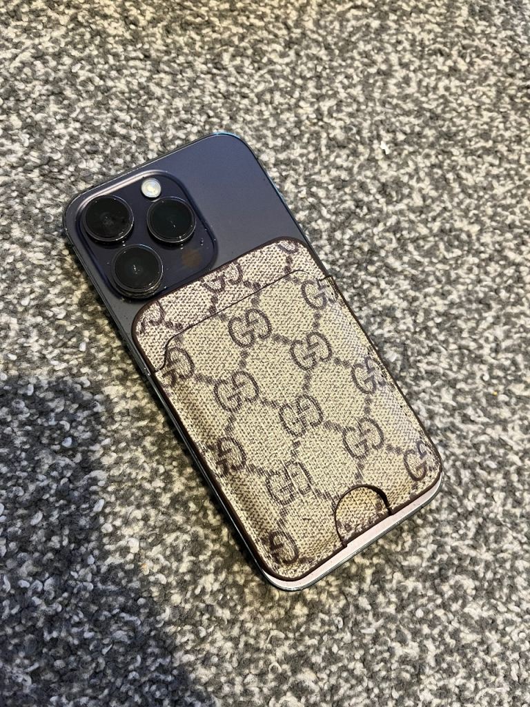 Phone MagSafe card holder 