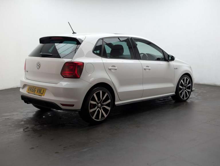 2016 Volkswagen Polo 1.8 TSI BlueMotion Tech GTI Hatchback 5dr Petrol Manual Euro 6 (s/s) (192 p ...