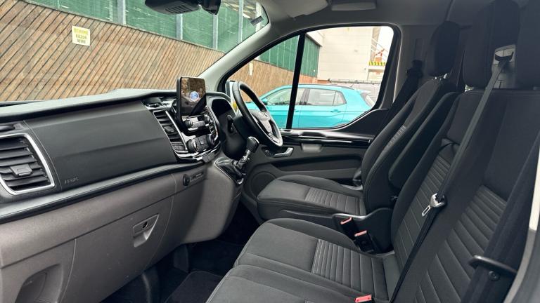 2023 Ford Transit Custom 2.0 EcoBlue 170ps Low Roof D/Cab Limited Van PANEL VAN DIESEL Manual