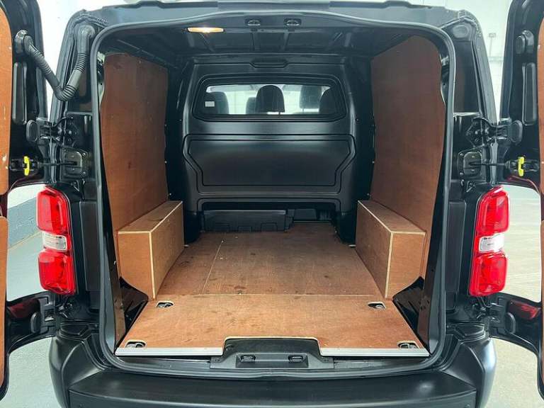 2022 Fiat Scudo 2.0 MultiJet 145 Tecnico Crew Van PANEL VAN DIESEL Manual