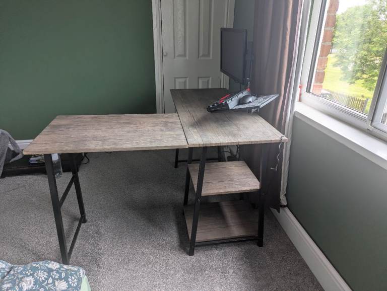L shaped desk