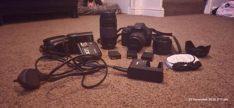 image for Canon eos 2000d bundle 