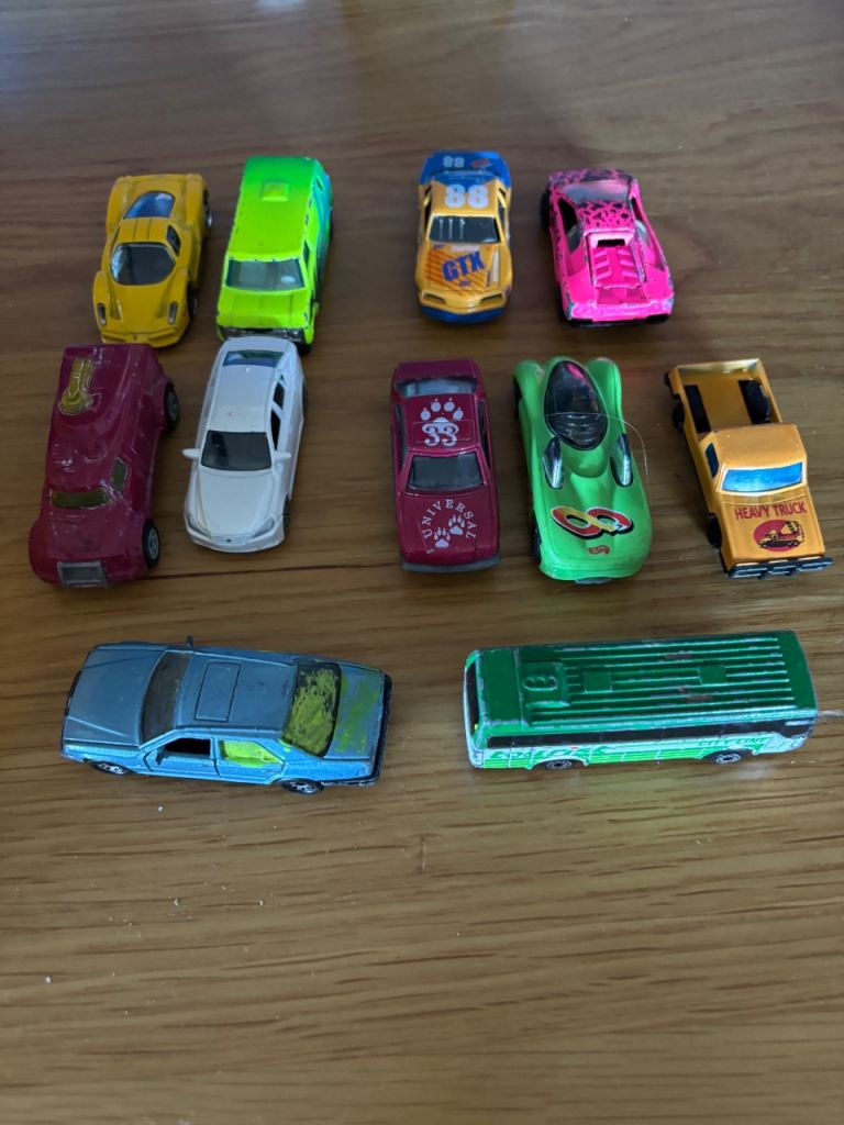 Large Bundle of Die-Cast Toy Cars and Trains – Good Condition