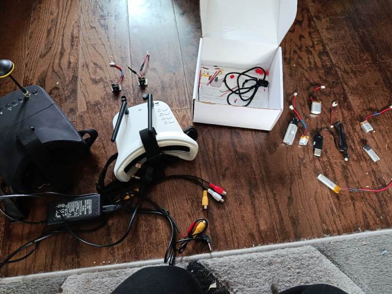 FPV Goggles with Cameras and Accessories – Good Condition