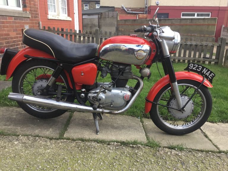 1961 Royal Enfield Crusader, Historic vehicle, possible delivery.