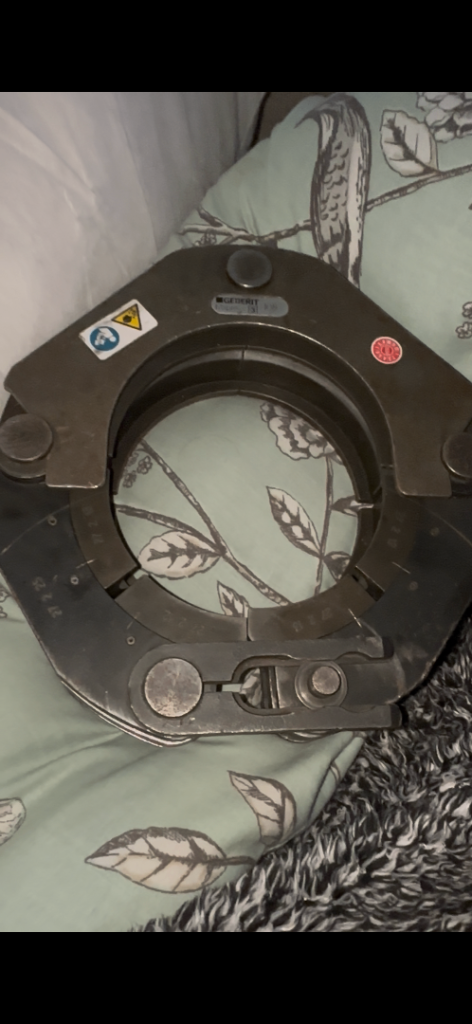 Geberit Novopress 108mm Press Jaw Sling Pressing Tool New Condition