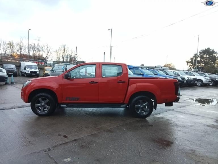 ISUZU D-MAX 2.5 TD Fury Red Manual Diesel 2016