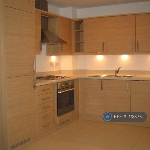 1 bedroom flat in Azure Court, London, NW9 (1 bed) (#2738775)