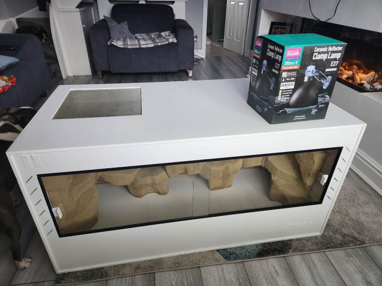 Custome built viperia pcv vivarium 120x60x60