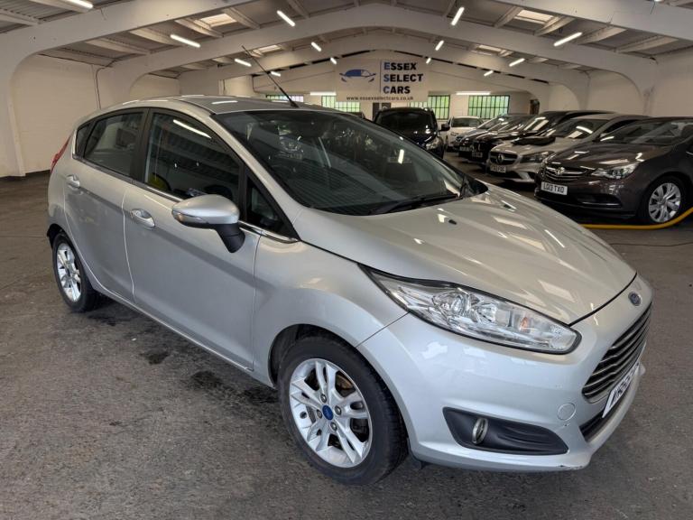 2016 Ford Fiesta 1.0T EcoBoost Zetec Euro 6 (s/s) 5dr HATCHBACK Petrol Manual