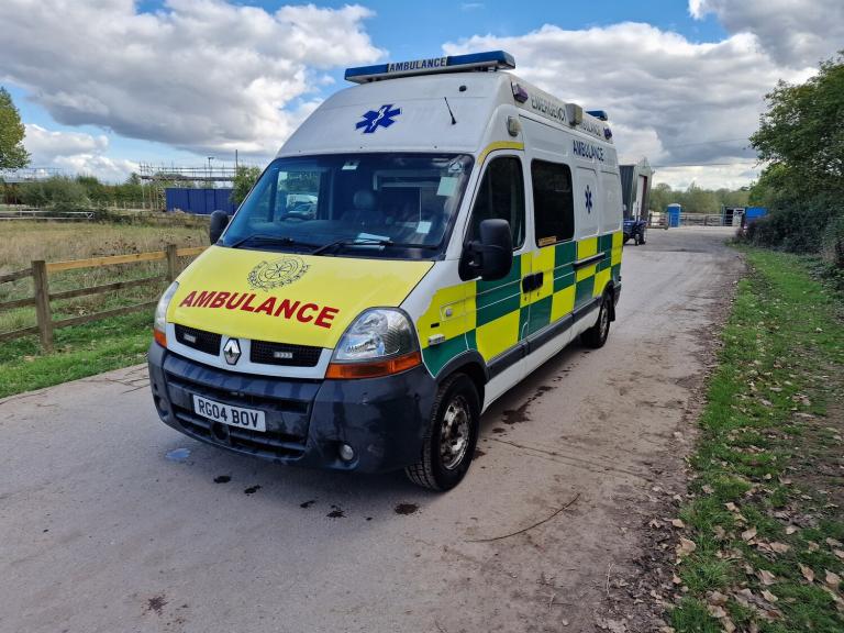 image for 2004 Renault Master LWB High roof Spares Repairs  Ambulance  Camper project