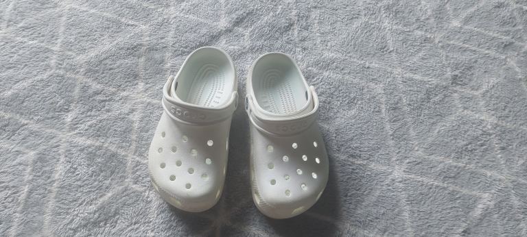 Girls White Crocs - UK Junior Size 1 (EU 33)