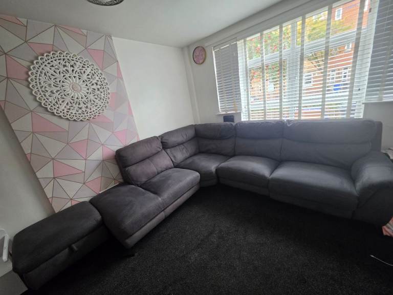Grey Corner Sofa with Recliner – Good Condition