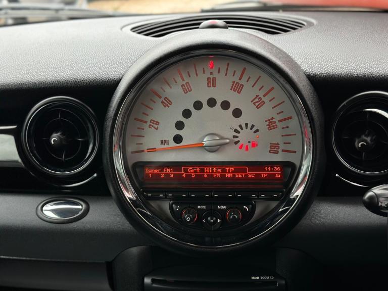 2011 MINI Hatch 1.6 Cooper Euro 5 (s/s) 3dr HATCHBACK Petrol Manual