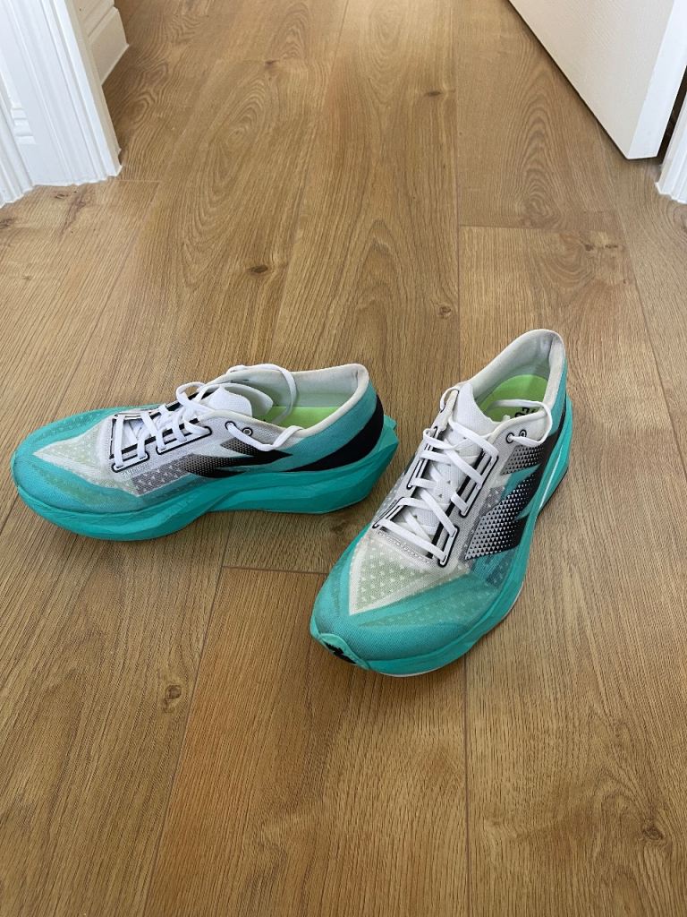 image for New balance fuelcell rebel v4