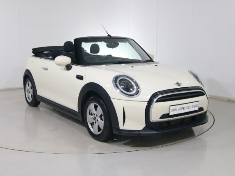 MINI CONVERTIBLE 1.5 Cooper Classic 2dr Auto