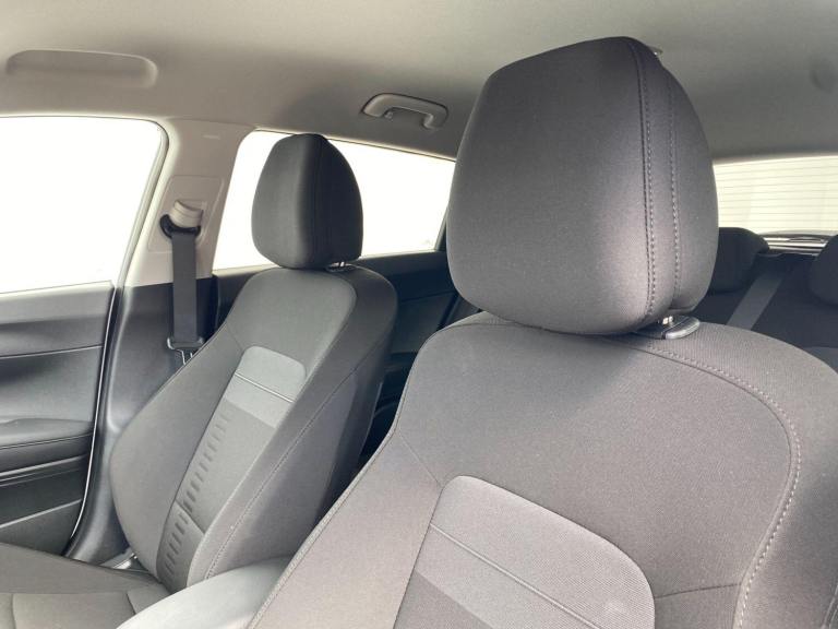 2024 Hyundai BAYON 1.0 T-GDi Premium Euro 6 (s/s) 5dr HATCHBACK Petrol Manual