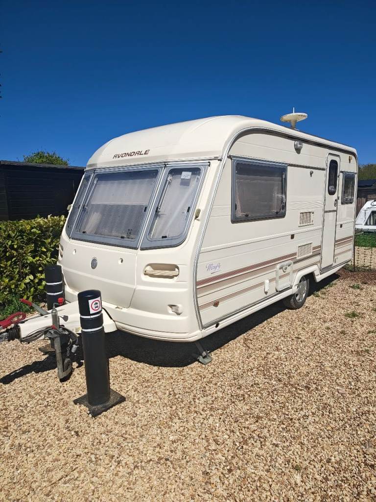 Caravan 2 birth ,Avondale mayfly....