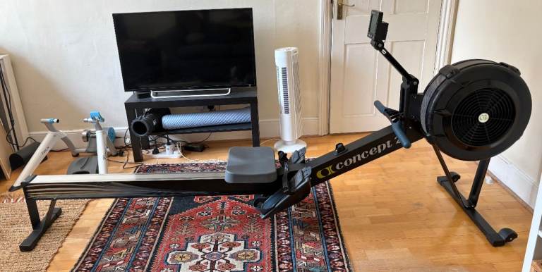 Concept2 Model D ("RowErg") PM5 Black Ergometer / Rowing Machine