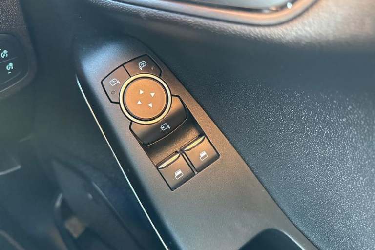 2019 Ford Fiesta 1.0 EcoBoost Titanium 5dr- With Satellite Navigation Manual Hatchback Petrol Manual