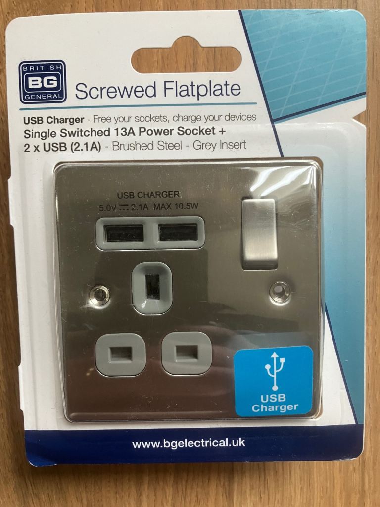 Socket- 13A socket with 2 usb