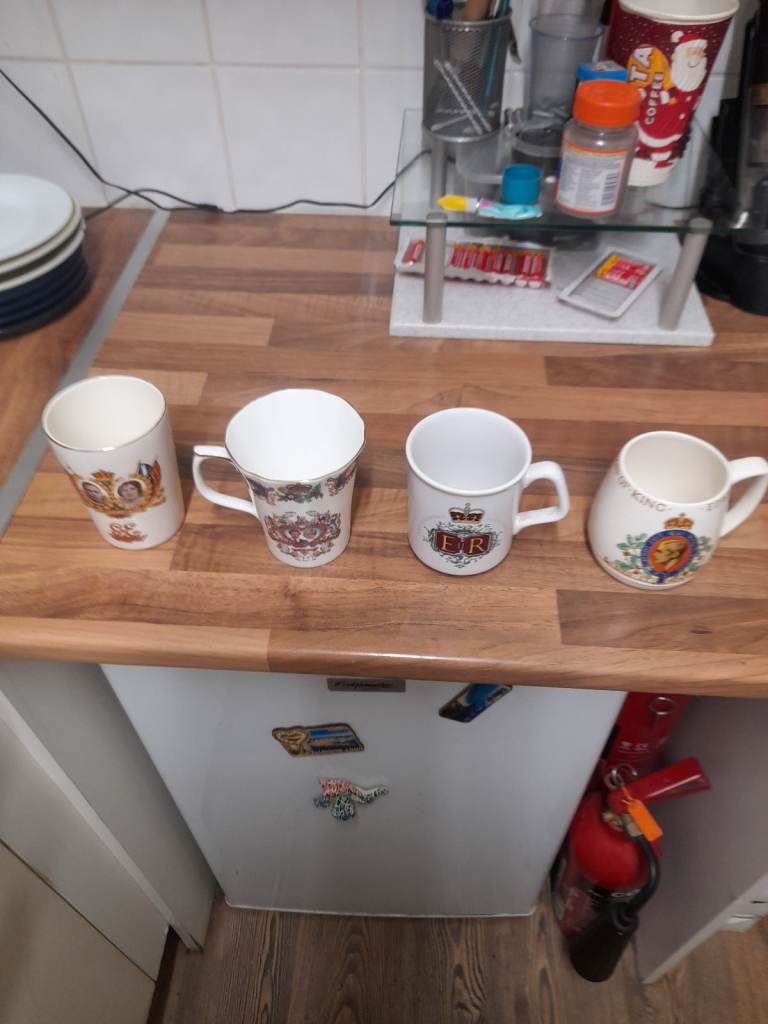 Royal cups